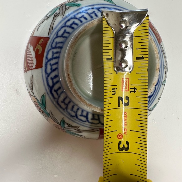 Antique Japanese Hand Painted Imari Footed Bowl 4.5” Diameter-White Red Blue - Picture 16 of 16